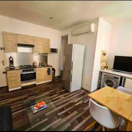 Le 73 Bastide * Carcassonne